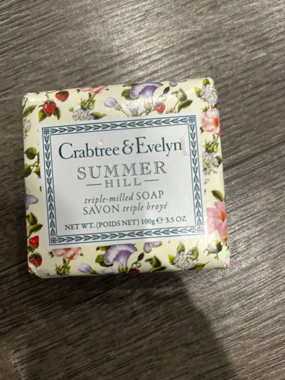 Crabtree & Evelyn Summer Hill Bath & Body Set - Picture 2 of 4